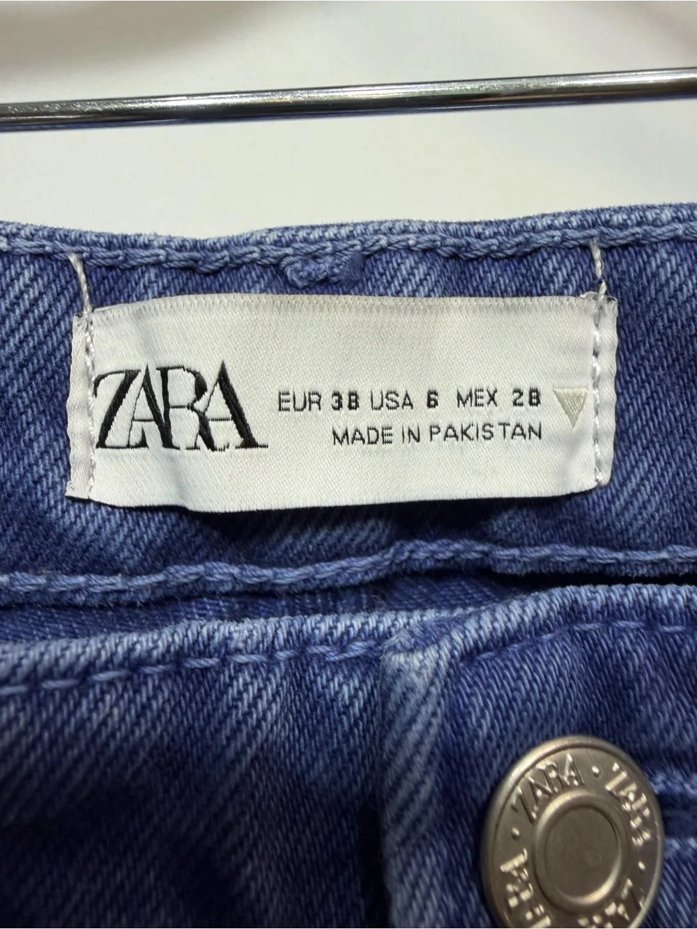 Zara Blue Classic Straight Leg Jeans Size 6